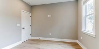 Huge 4 bed 3 bath home in point breeze. MODERN, PATIO, ROOF DECK JULY 15 Gallery 14