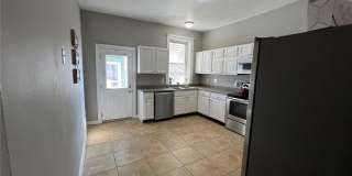 2048 Russell Boulevard Gallery 14