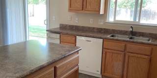 4 BED 2 BATH LOCATED IN THE RAVENWOOD SUBDIVISION Gallery 9