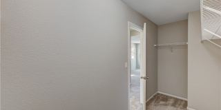10679 COUNTRY KNOLL Way Gallery 37