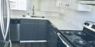 Wilbur Oaks Apartments Gallery 21