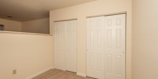 Walk to UC & UC Medical | 1BR/2BR Apartments Gallery 63