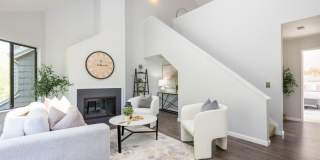 911 Shoreline Dr 911 Shoreline Dr Gallery 1
