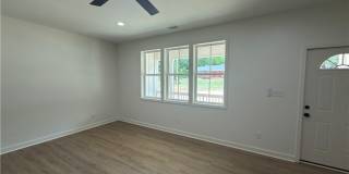 294 Moreland Avenue Gallery 4