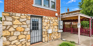 4410 Trowbridge Drive - Unit B Gallery 1