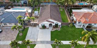 704 SE 14th Pl Gallery 2
