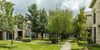 Edgewater Apartments Gallery 13