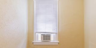 172 E 11th Avenue Gallery 9