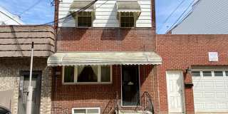 Stunning 2-Bedroom Townhouse in South Philadelphia Available August 1st! Stunning 2-Bedroom Townhouse in South Philadelphia Available August 1st! Gallery 1