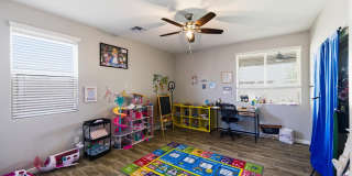 2220 E Flintlock Drive Gallery 31