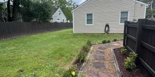 Knoxville 37917 - Available Now! 2 bedroom, 1 bath home - Contact Lisa Vineyard 865-216-9334 Gallery 6