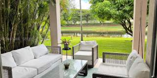 1074 Bluewood Ter Gallery 6