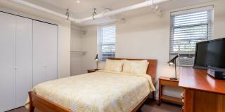 111 Sherman Street Gallery 32
