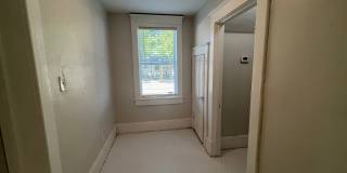 Renovated larg single family home! 2,200+ sf Gallery 9