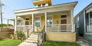 2712 MARENGO Street Gallery 1
