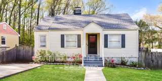 2203 Maywood St. Gallery 20