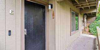 $500 off! Spacious 1-bdrm/1-bath condo in quiet neighborhood. Balcony, 2 parking spaces, fireplace, hot tub, & pool Gallery 10