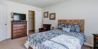Peninsula Grove Apartments at Town Center Gallery 12
