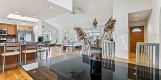 22 Meadow Lane Gallery 11