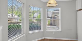 Townhome in Eagle Harbor Gallery 7