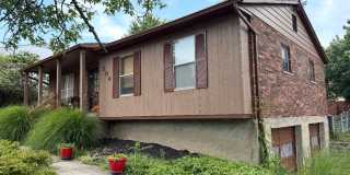 COMING SOON! RENOVATED 3 OR 4 BDRM Gallery 1