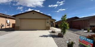 3 Bedroom Single Story Home Available Near Huning Ranch Loop SW & Main St NW in Los Lunas! Gallery 1