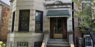 2435 W Thomas Street Gallery 1