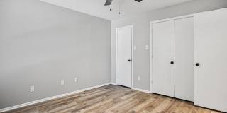 5019 27th Street Gallery 12