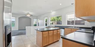 Beautiful Single-Level Home with Private Pool – Prime Arrowhead Location! Gallery 9