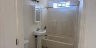 2001 Cedar Avenue Gallery 8