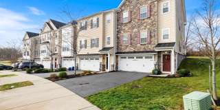 11 SKYLAR Circle Gallery 1