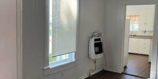 431 E Woodard St Gallery 3