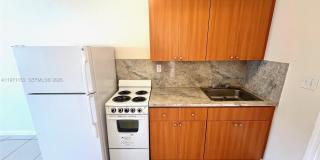 710 NE 85th St Gallery 1