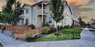 15330 NE 70th St Gallery 1