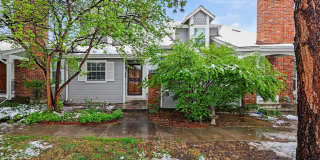 Beautiful Littleton Townhome | 2 Bed + 3 Bath | Nearly 2,000 Sq Ft | Prime Location Gallery 3