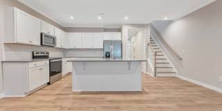 3/3 Townhome beside Centennial Campus & Close to NCSU Gallery 11