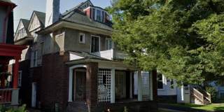 118 Victoria - Available 6/1/2027 - Spacious Home with Garage Gallery 1