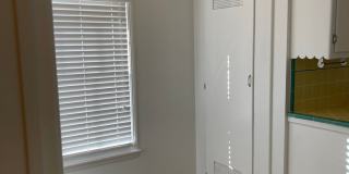 Pristine Original Westchester Home in North Kentwood Gallery 5