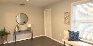 102 ANTRIM DR Gallery 5