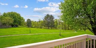 Updated 4 level TH w/ 2 FB & 2 "1/2" baths + One car garage! Gallery 19