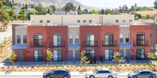 2200 Emily Street Gallery 2