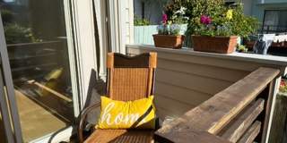 Epic REA- Serene 2 BR/1 BA Flat w/Private Deck & Yard in Lone Mountain Gallery 50