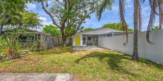 808 SW 12th Ct Gallery 34