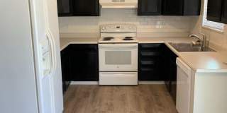 Updated 3-Bed, 1.5-Bath Duplex in Central Fort Collins! Gallery 4