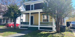 4 bedroom single family home with two car garage Gallery 1