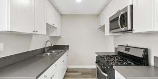 Limited Time Offer – 1 Month Free Rent & Only $500 Deposit! Gallery 8