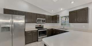 STUNNING 3 BEDROOM, 2 BATHROOM, 2 CAR GARAGE HOME LOCATED IN THE HIGHLY SOUGHT AFTER BRIARWOOD COMMUNITY. Gallery 16