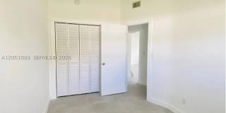 2001 NE 167th St Gallery 20
