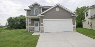 Beautiful 3 Bedroom Home Gallery 1