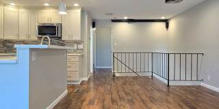 Remodeled Townhome in Beautiful Complex, A/C, Pool, Tennis Courts, Patio, Great Location! Gallery 5